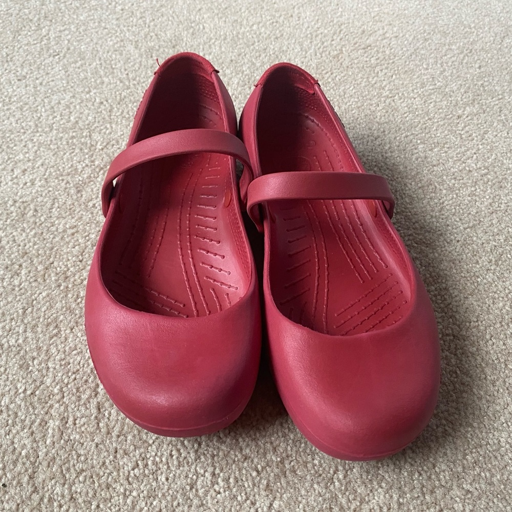 CROCS “Alice” Work Flats